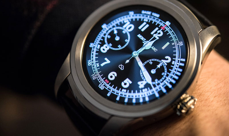 Summit, lo smartwatch con un contapassi infallibile....Sportivi che aspettate?