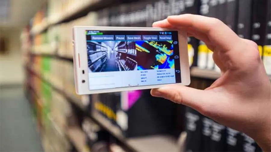 Lenovo presenta il primo smartphone con Google Project Tango