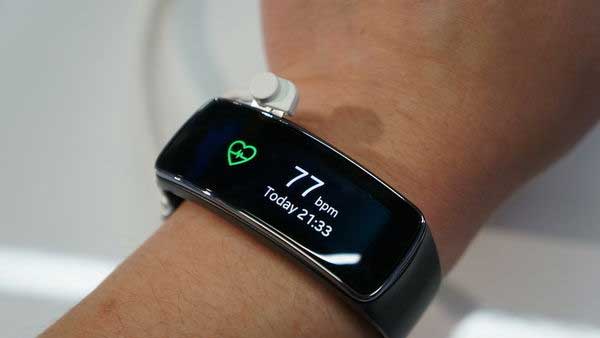 Samsung lancia Gear Fit 2