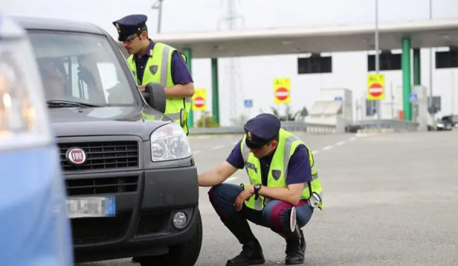 Vacanze Sicure, al via ai controlli dei pneumatici