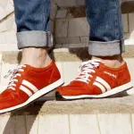 Sneakairs, le scarpe smart di EasyJet