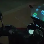 Windshield: Samsung e Yamaha lanciano il parabrezza per moto tecnologico