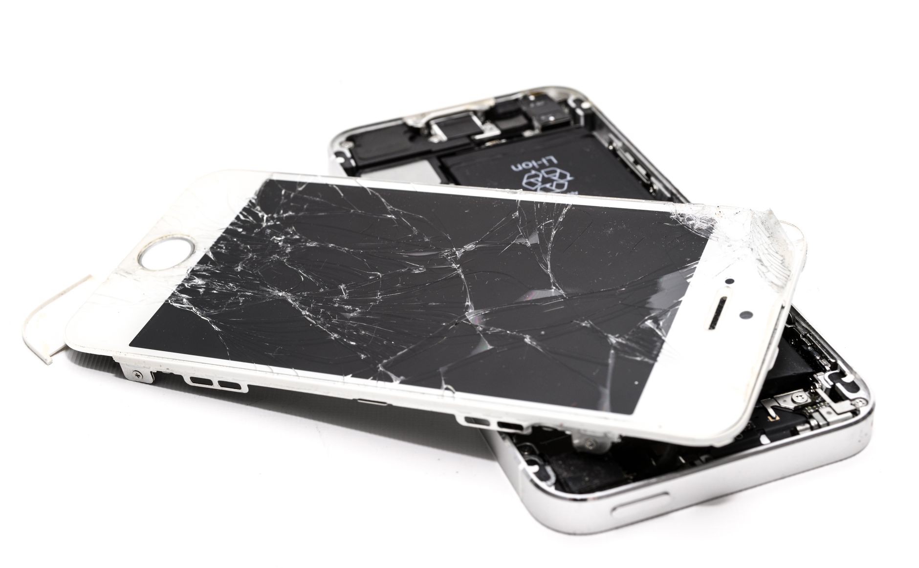 Sostituzione vetro cellulare: conviene nel 2026?