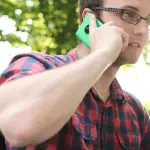 Smartphone, come e perché possono provocare il cancro